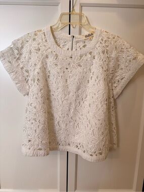Listicle White Floral Lace Short-Sleeve Blouse